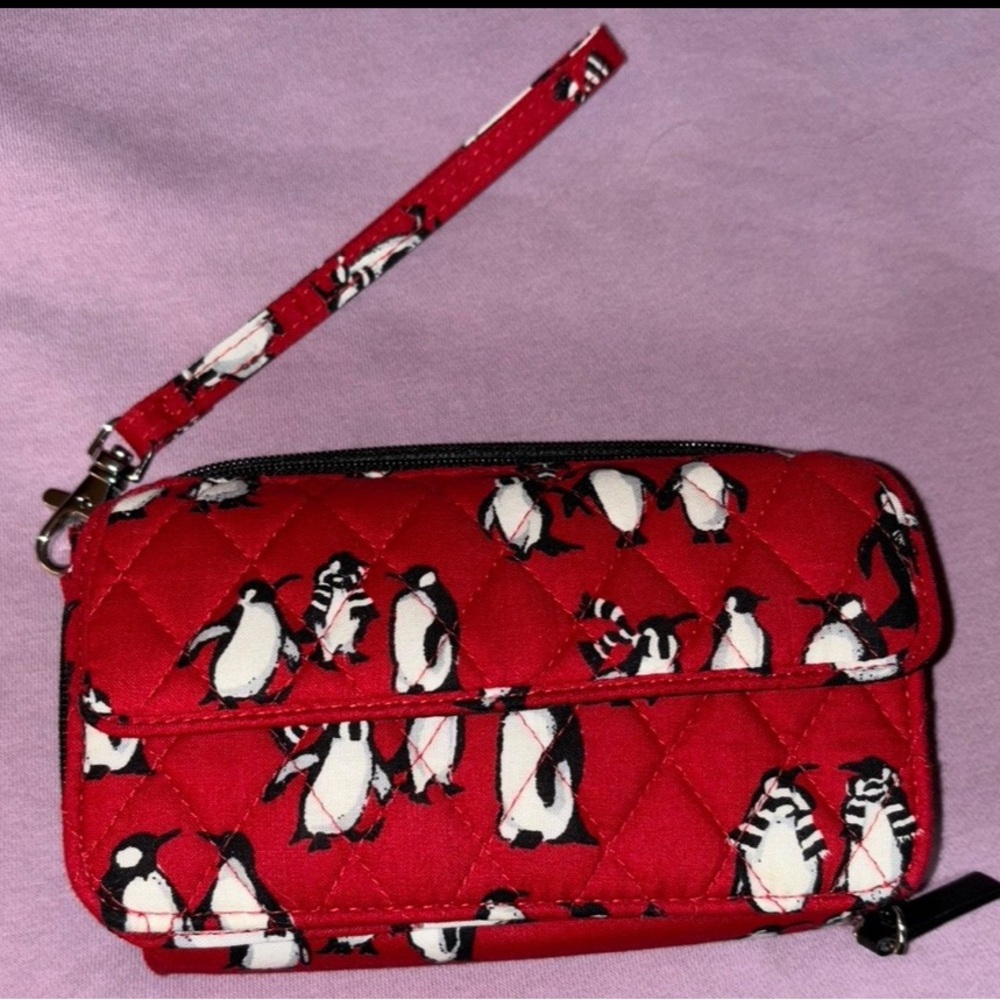 Vera Bradley All In One Crossbody & Wristlet Playful Penguins - NWT